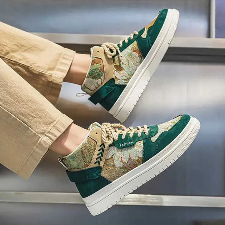حذاء رياضي كاجوال بتصميم جديد للرجال مع شعار . New Design Men's Casual Sneakers with Custom Logo