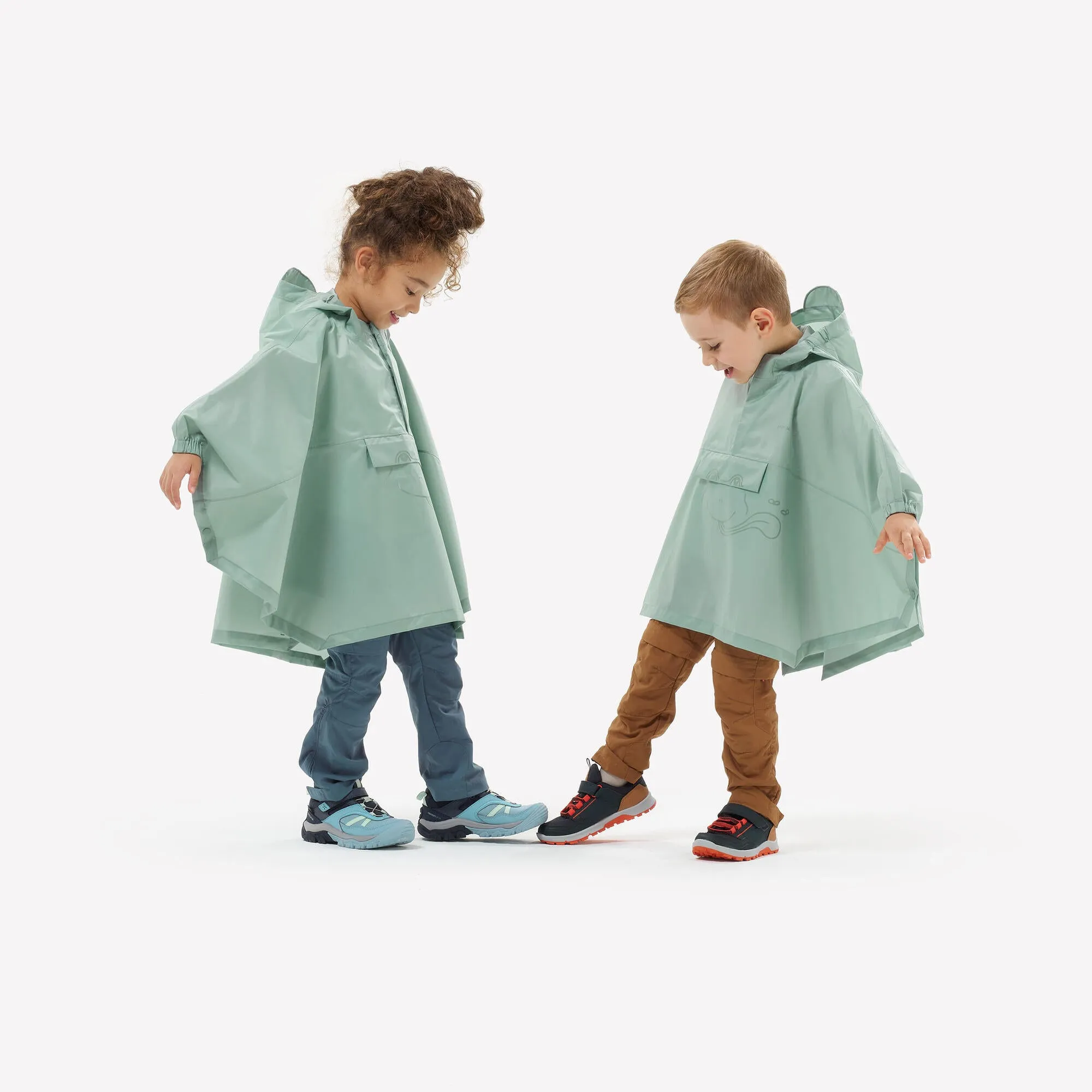 Quechua Kids MH100 Rain Poncho  Ages 26